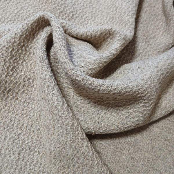 tissu en laine française tissé dans les Pyrénées-Orientales